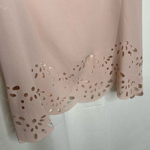 Brandy Melville Scallop Hem Laser Cutout Scoop Tank Top Blush Pink One Size - Picture 2 of 5